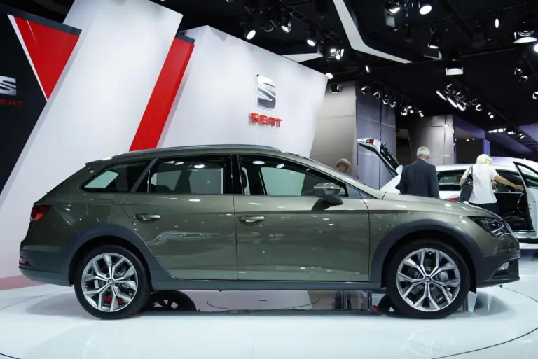 SEAT Leon X-Perience - Salone di Parigi 2014 - 6