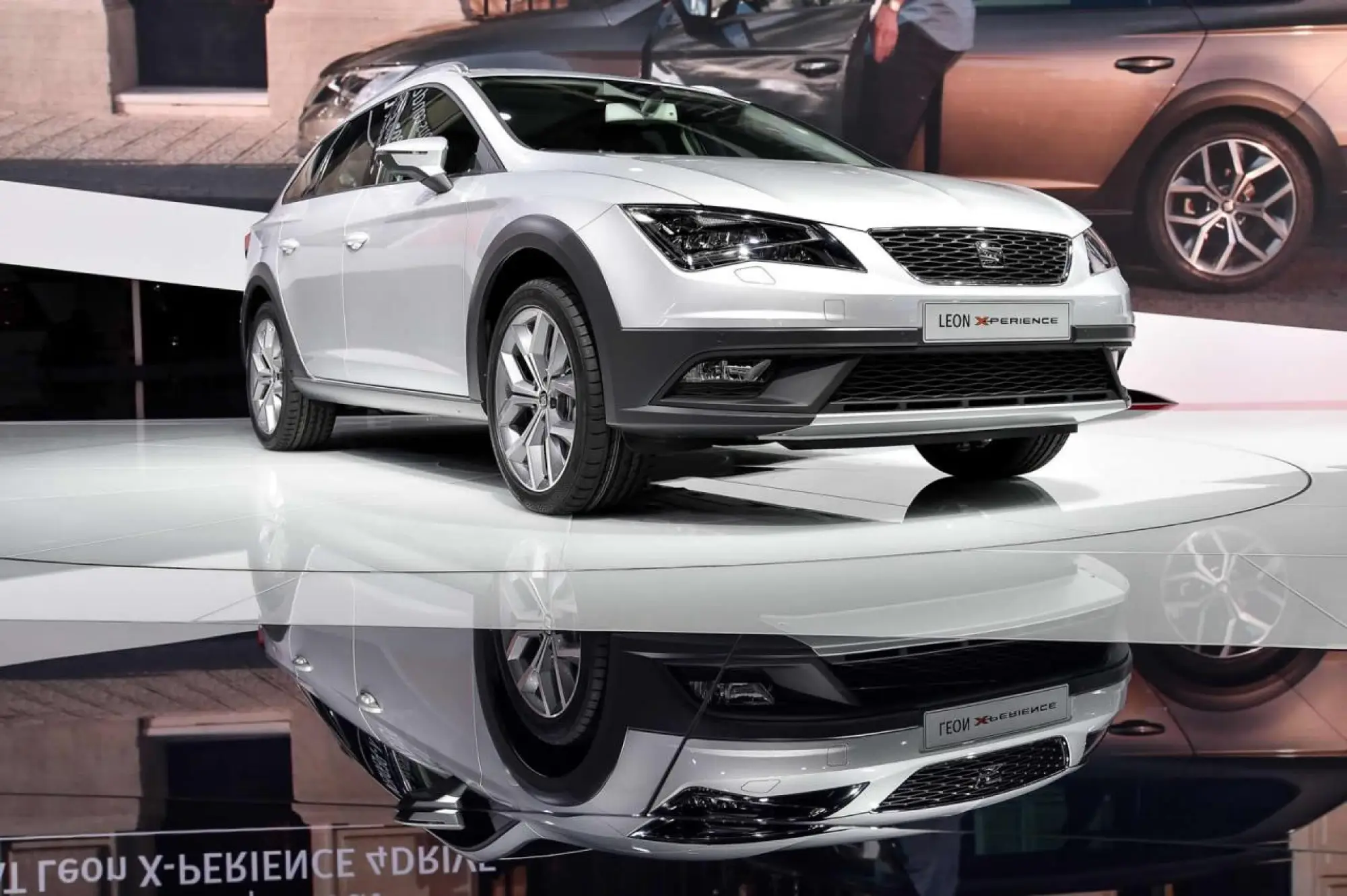 SEAT Leon X-Perience - Salone di Parigi 2014 - 10