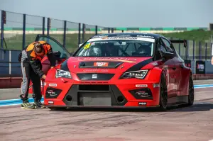 Seat Motorsport: stagione 2017 - 15