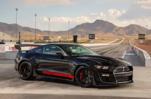 Shelby GT500 Code Red - Foto