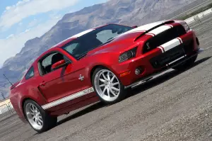 Shelby GT500 Super Snake - 2