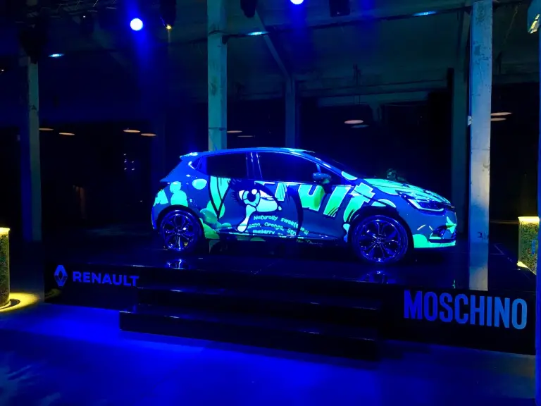 Show Car CLIO Moschino - 3