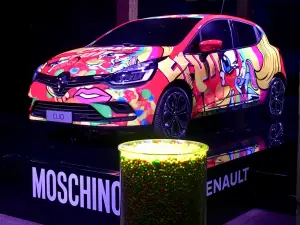 Show Car CLIO Moschino