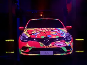 Show Car CLIO Moschino - 9