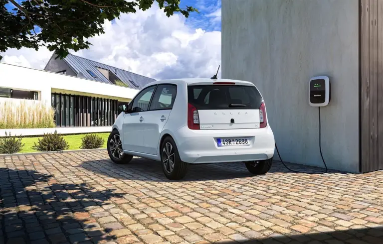 Skoda Citigoe iV e Superb iV - Foto ufficiali - 6