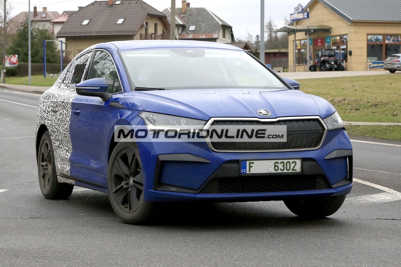 Skoda Enyaq Coupe - Foto spia 18-12-2020