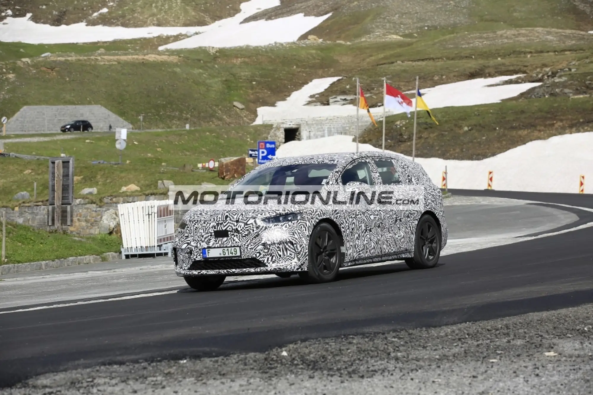 Skoda Enyaq - Foto spia 24-6-2020 - 3