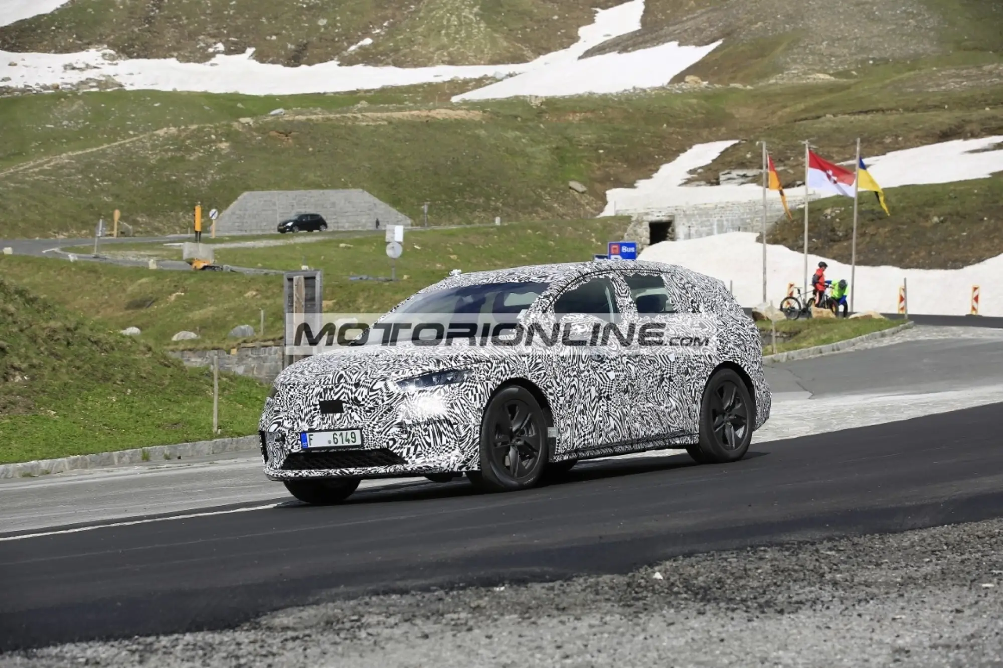 Skoda Enyaq - Foto spia 24-6-2020 - 4