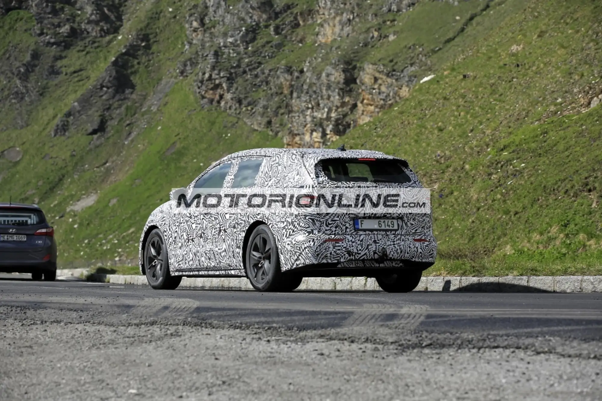 Skoda Enyaq - Foto spia 24-6-2020 - 9