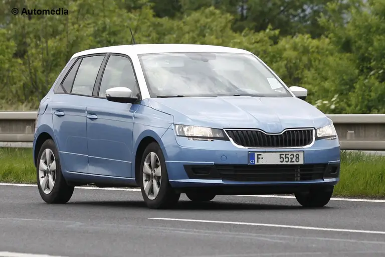 Skoda Fabia 2015 - Foto spia 29-05-2014 - 3