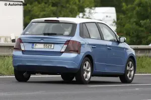 Skoda Fabia 2015 - Foto spia 29-05-2014