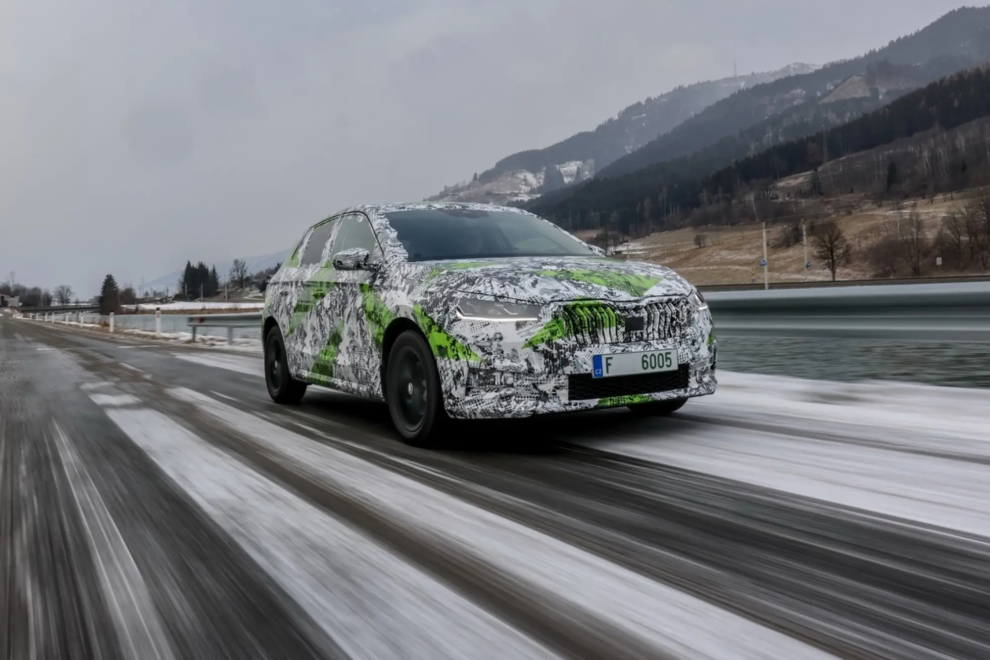 Skoda Fabia 2021 - Foto Spia leaked  - 3