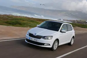 Skoda Fabia MY 2015 - 3