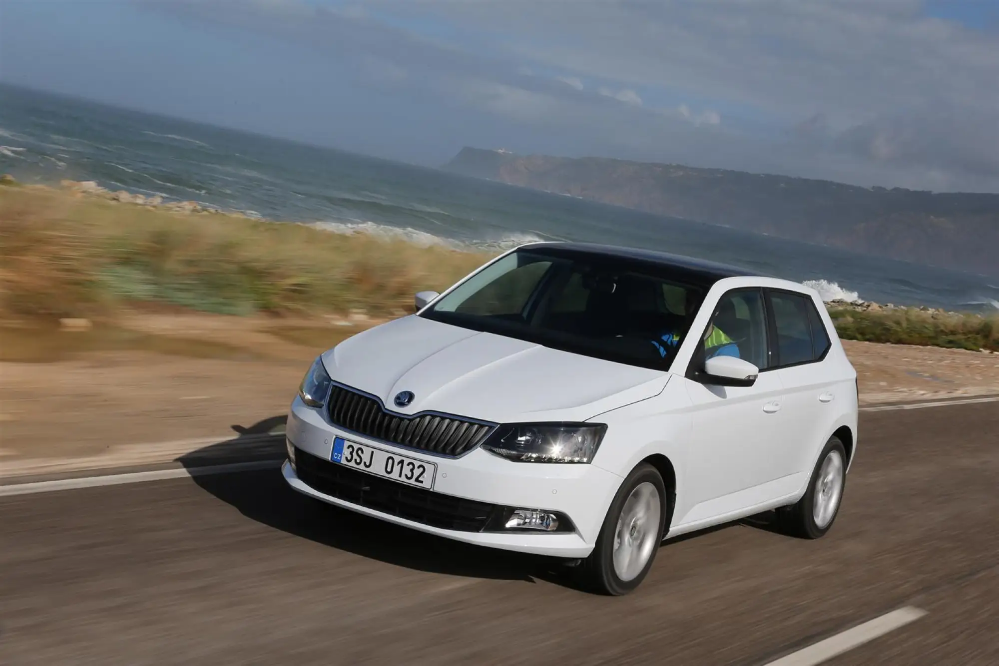 Skoda Fabia MY 2015 - 4