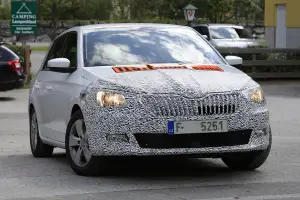 Skoda Fabia restyling foto spia 31 agosto 2016
