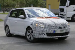 Skoda Fabia restyling foto spia 31 agosto 2016