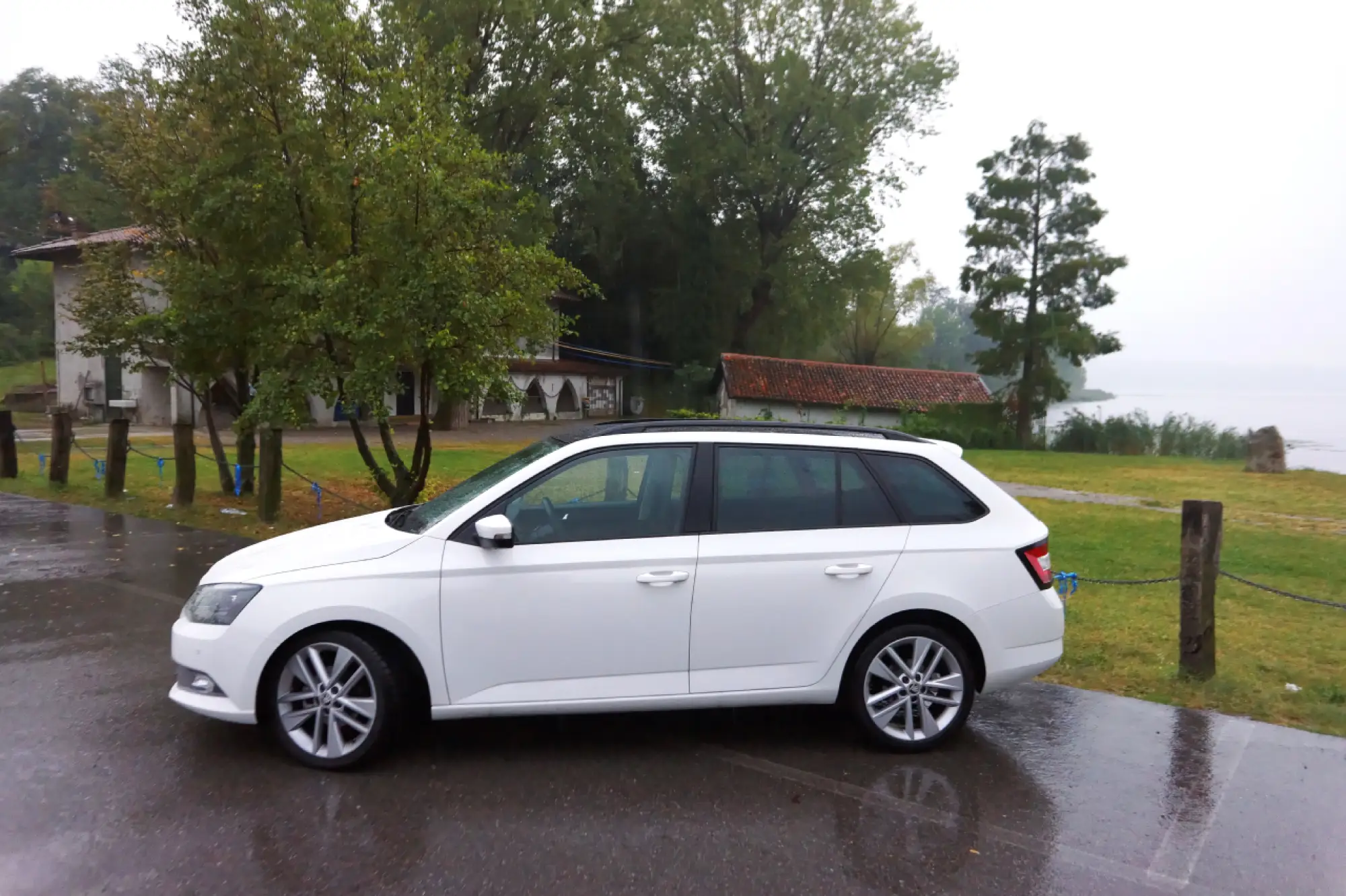 Skoda Fabia Wagon Prova su strada 2016 - 12