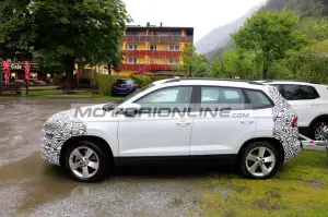 Skoda Karoq facelift - Foto spia 16-6-2020 - 6