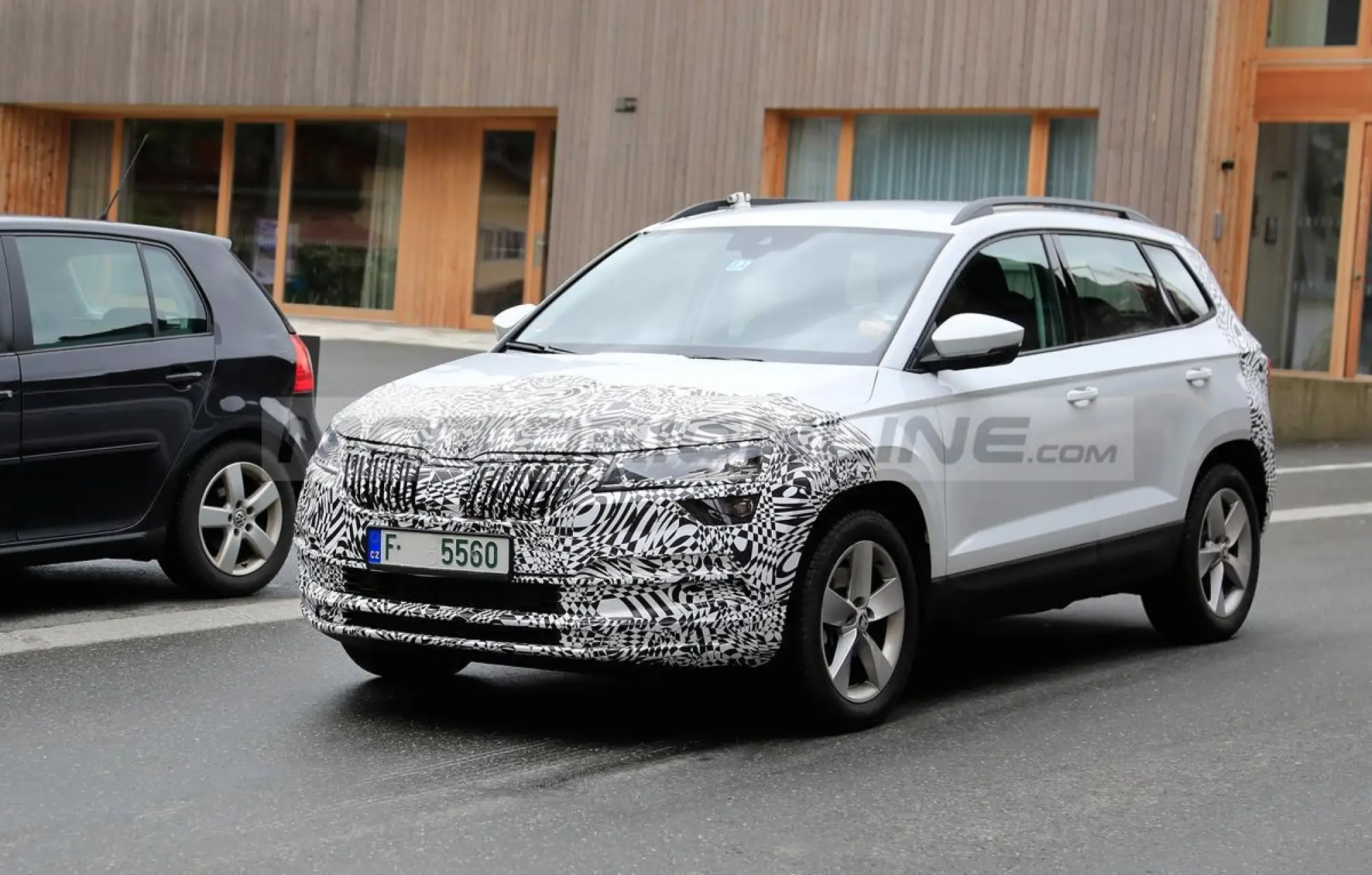 Skoda Karoq facelift - Foto spia 16-6-2020 - 13