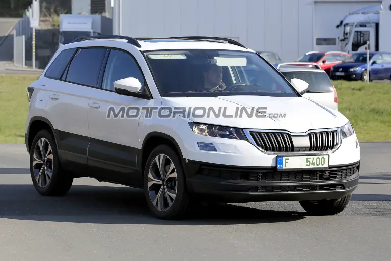 Skoda Karoq - Foto spia 27-04-2017 - 2