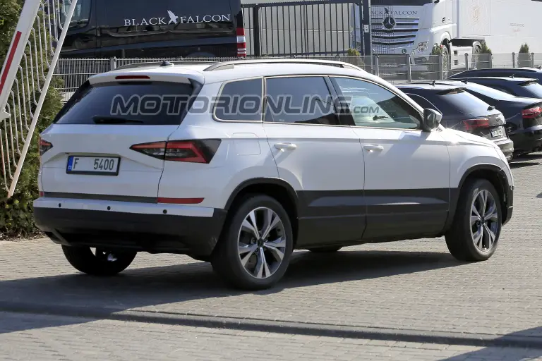 Skoda Karoq - Foto spia 27-04-2017 - 5