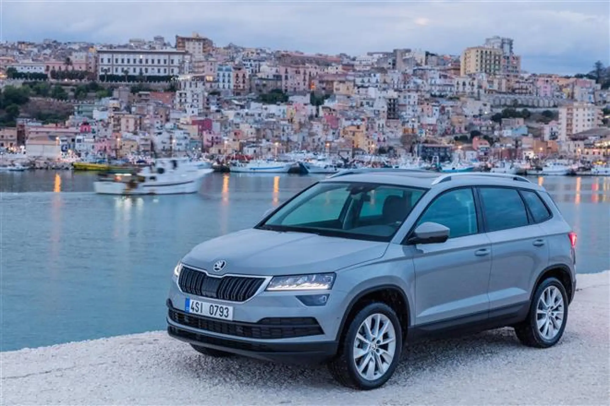 Skoda Karoq nuove foto - 7