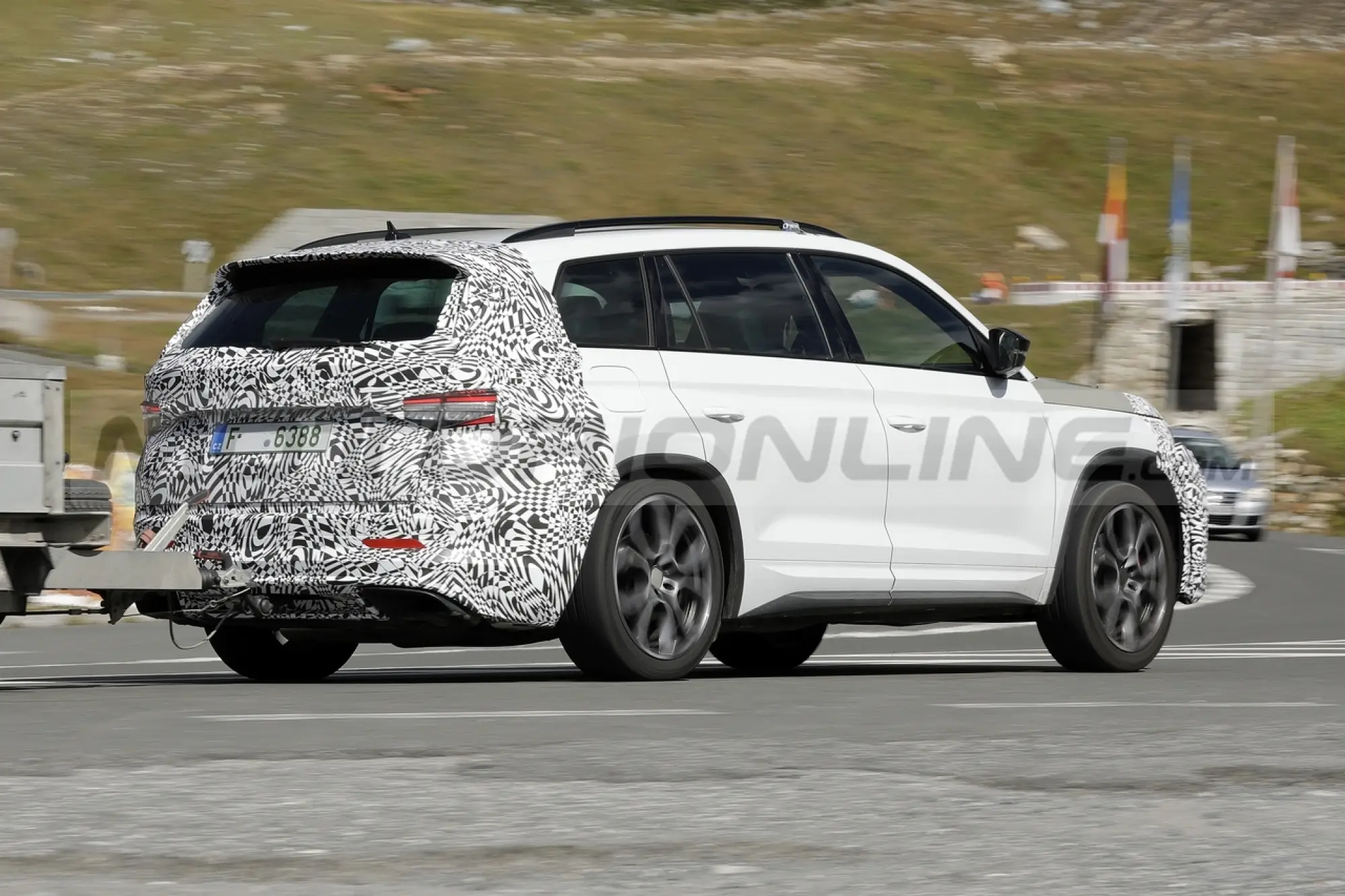 Skoda Kodiaq 2024 - Foto Spia 14-09-2022 - 7