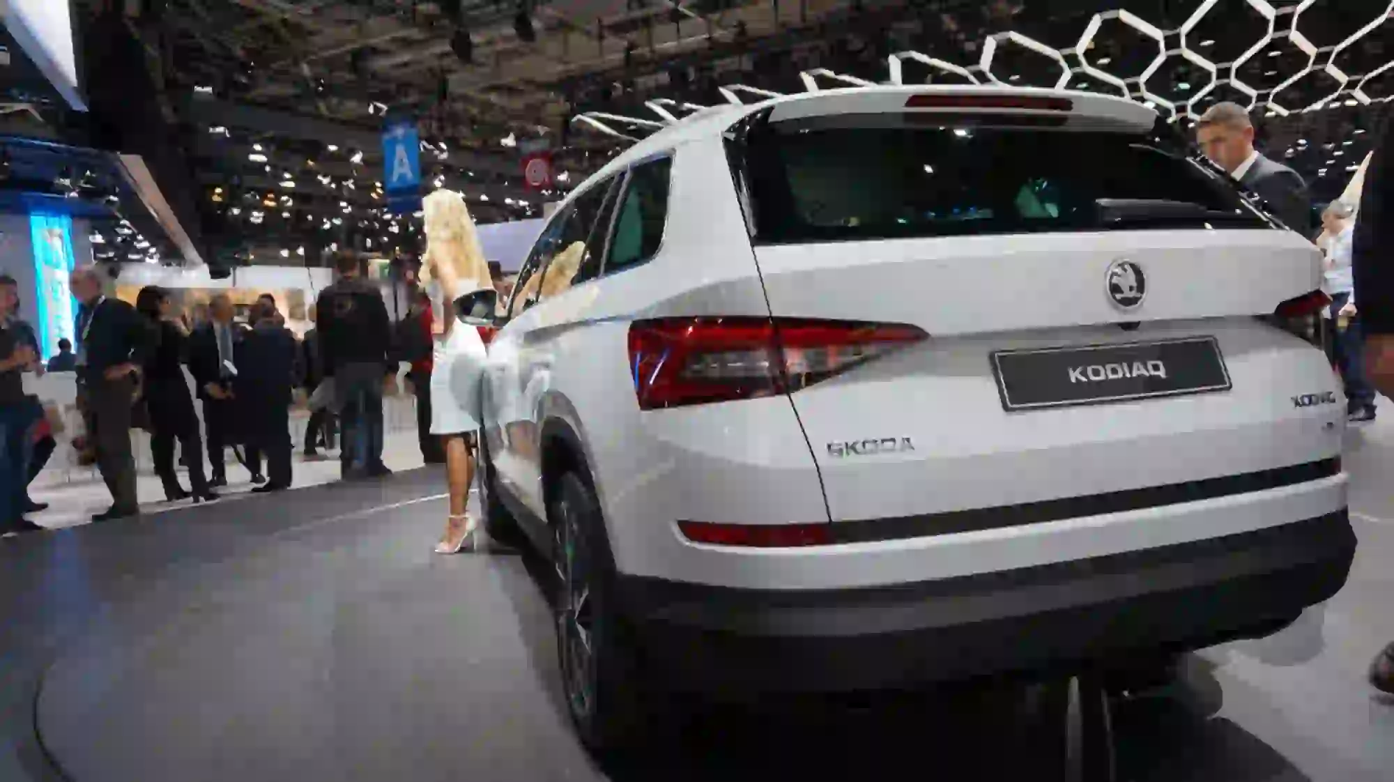 Skoda Kodiaq Foto Live - Salone di Parigi 2016 - 10