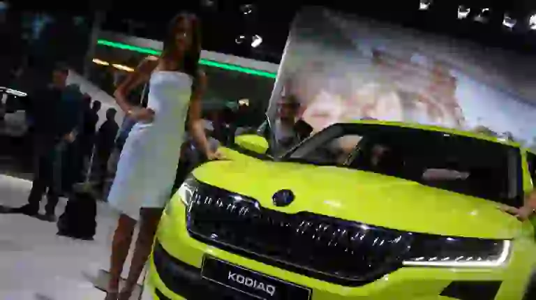 Skoda Kodiaq Foto Live - Salone di Parigi 2016 - 15