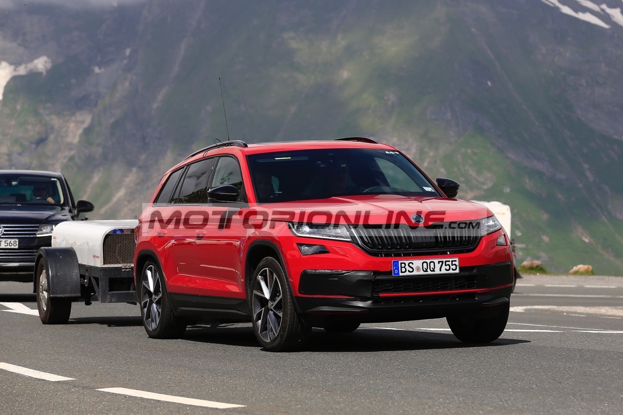 Skoda Kodiaq RS - Foto spia 12-6-2018