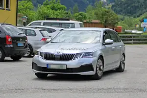 Skoda Octavia 2020 foto spia 28-05-18