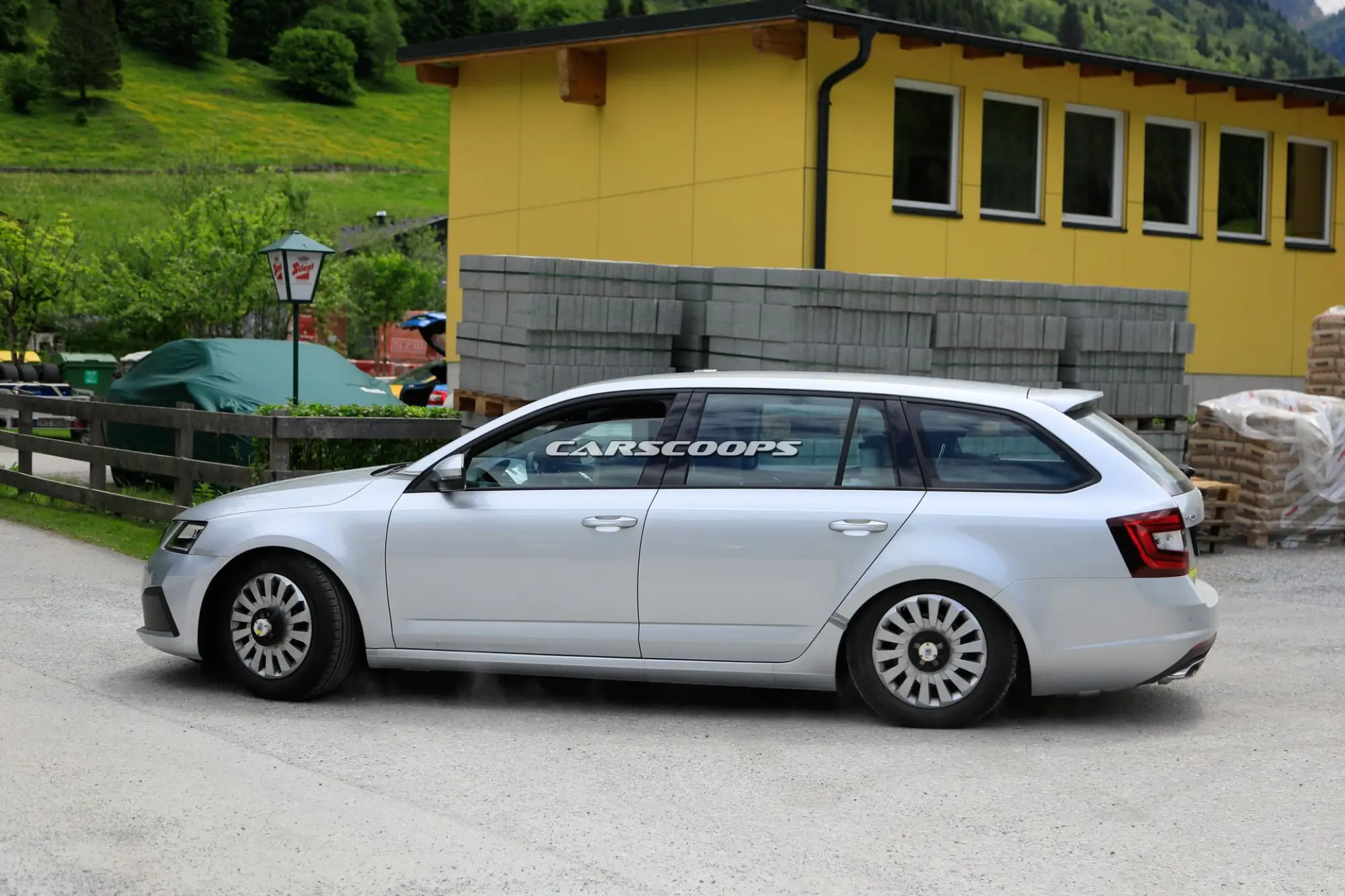 Skoda Octavia 2020 foto spia 28-05-18 - 7