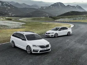 Skoda Octavia e Octavia RS MY 2017 - 82