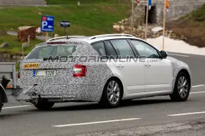 Skoda Octavia foto spia 21 giugno 2018 - 8