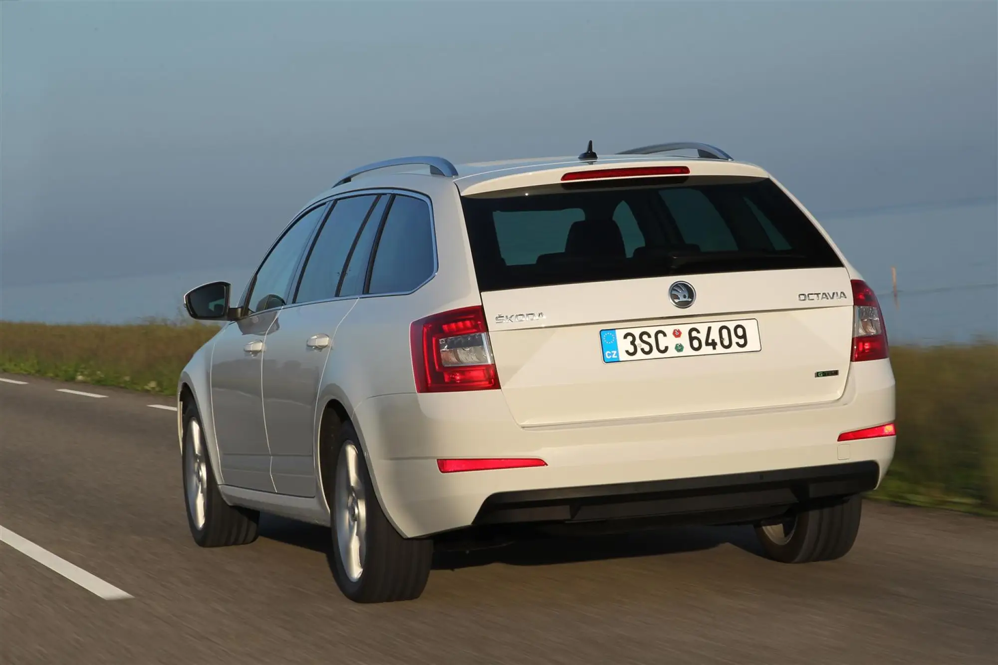 Skoda Octavia G-TEC - Foto ufficiali - 9