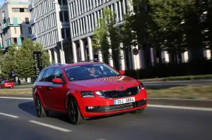 Skoda Octavia G-TEC settembre 2018 - 2