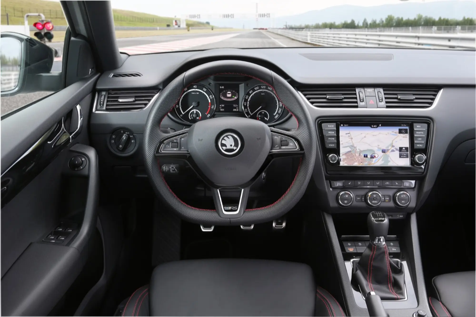 Skoda Octavia RS 230 - foto del modello - 7