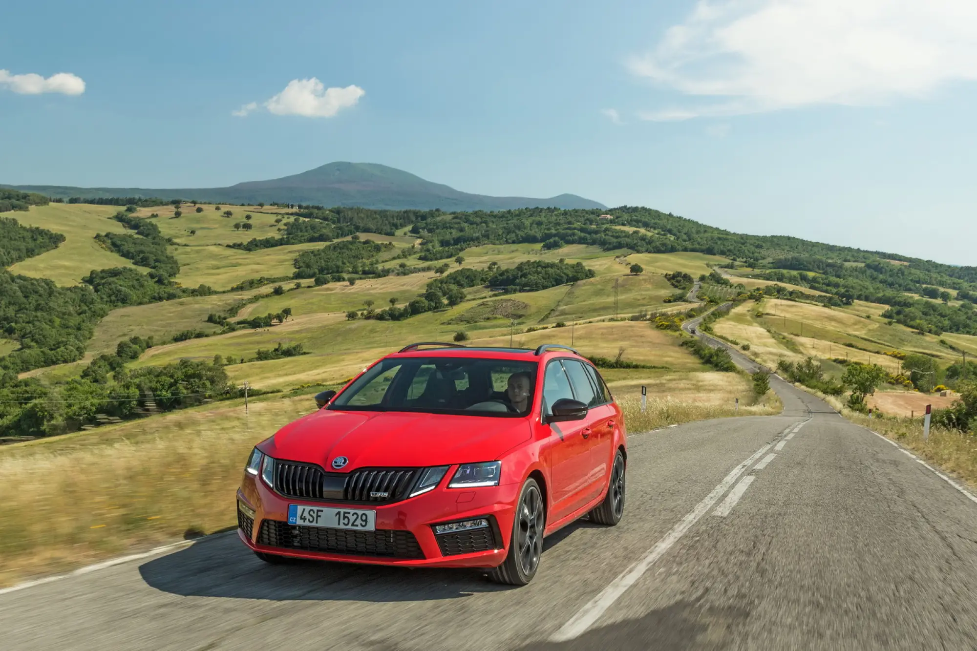Skoda Octavia RS 245 MY 2017 - 16