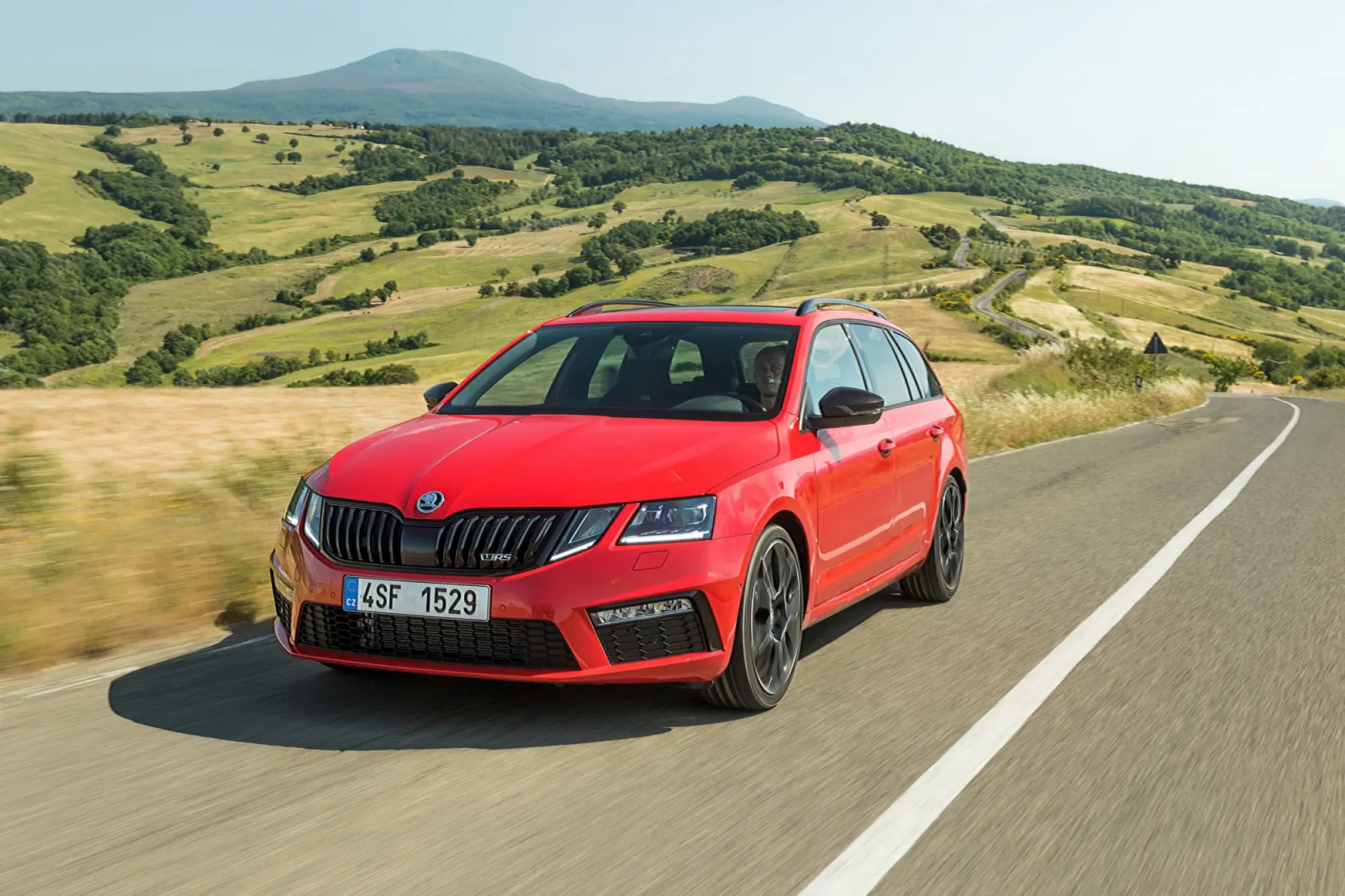 Skoda Octavia RS 245 MY 2017 - 17