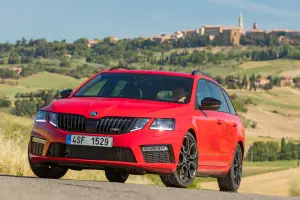 Skoda Octavia RS 245 MY 2017