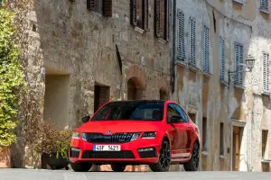 Skoda Octavia RS 245 MY 2017
