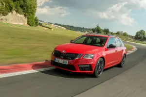 Skoda Octavia RS 245 MY 2017