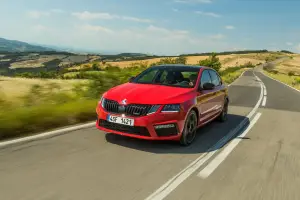Skoda Octavia RS 245 MY 2017