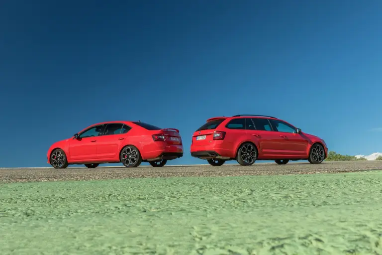 Skoda Octavia RS 245 MY 2017 - 32