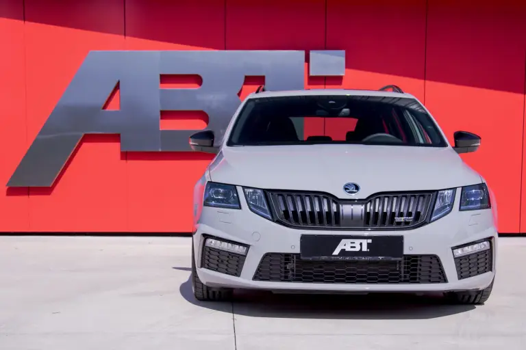 Skoda Octavia RS ABT Sportsline - 1