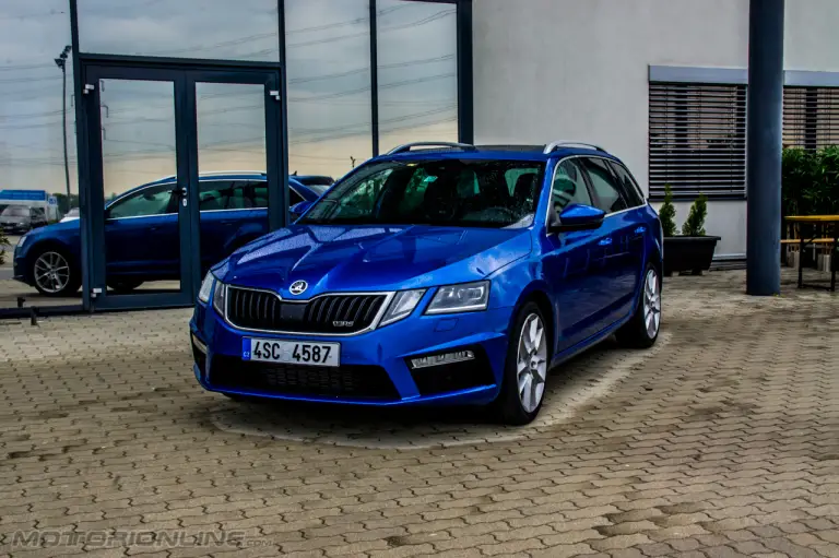 Skoda Octavia RS e Scout MY 2017 - Primo Contatto - 11