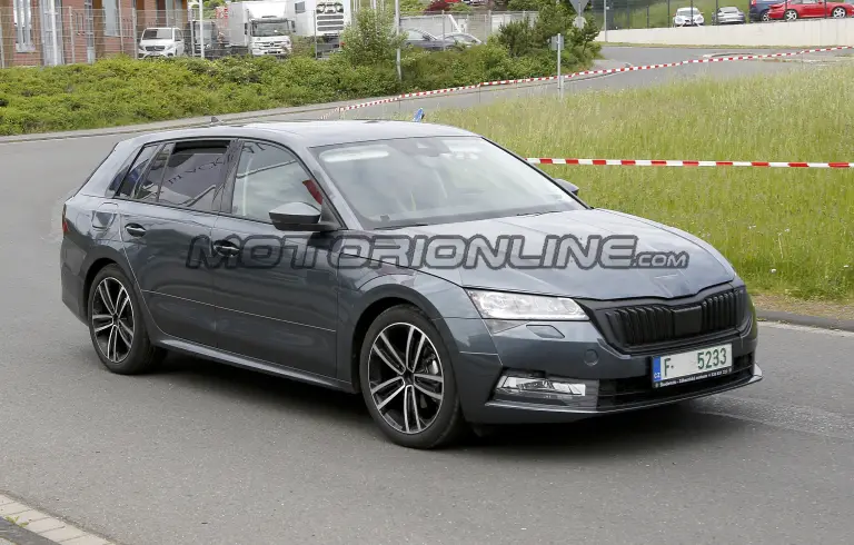 Skoda Octavia Wagon 2020 - Foto spia 04-06-2019 - 2
