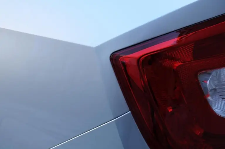 Skoda Rapid 2012 teaser ufficiali - 3