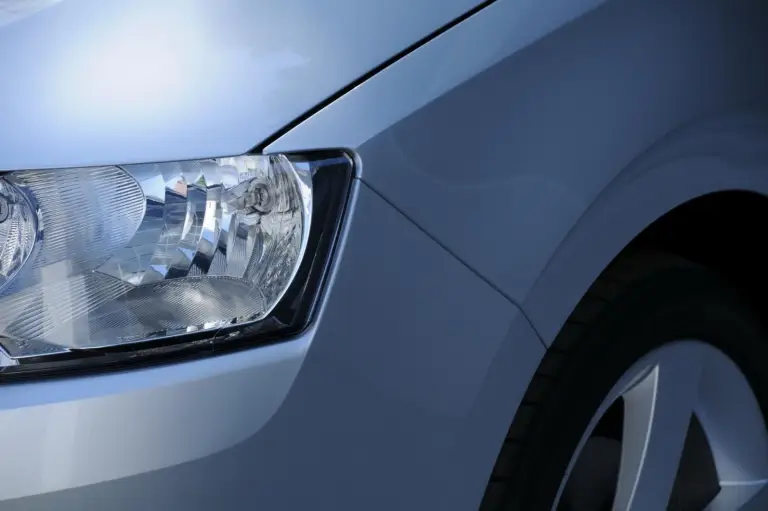 Skoda Rapid 2012 - 18