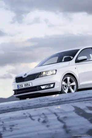 Skoda Rapid immagini ufficiali 2012 - 3